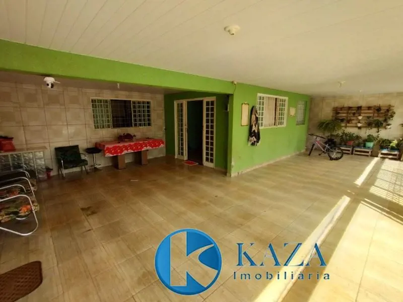 Casa de andar. O imóvel está localizado no bairro Etapa C, bem próximo a escolas...