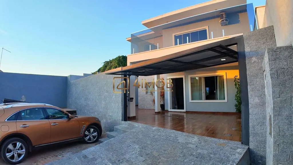 Uma casa linda e aconchegante você acaba de encontrar aqui. Sua família desfruta...