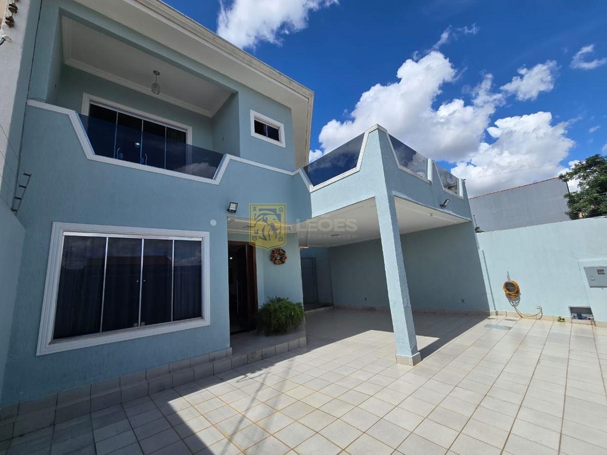 Casa à venda com 5 quartos ou + em Taguatinga Norte, Taguatinga - R$ 1. ...
