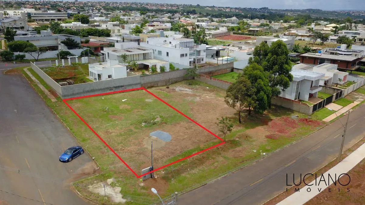 Lote no Jardim Botânico III.- Lote de Esquina;- Plano;- Escritura e quitado;- Pr...