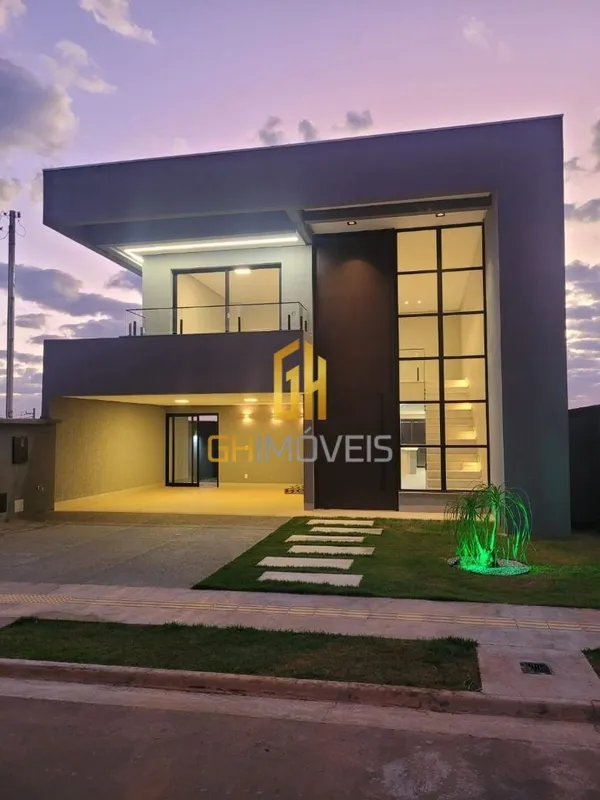Lindo sobrado em condominio fechado com 4 Quartos 3 SuítesO sobrado possui- 04 q...