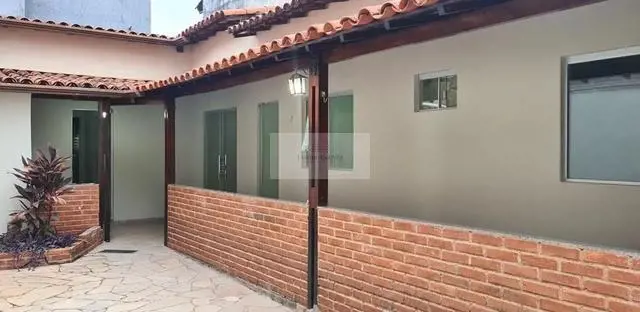 Disponibilizamos para venda uma excelente CASA estilo colonial em Águas Claras/A...
