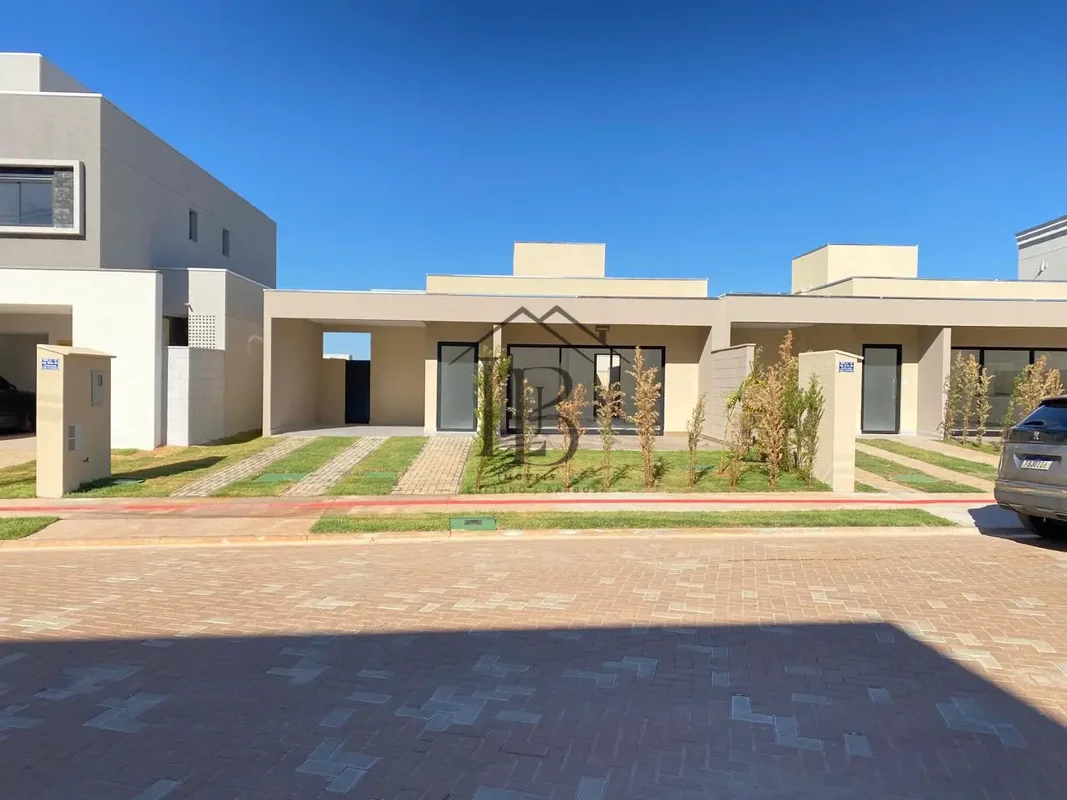 VendoÁgio Jardins LyonCasa TérreaFachada Lírio3 suítes plenasQd 15 LT 10Área ter...