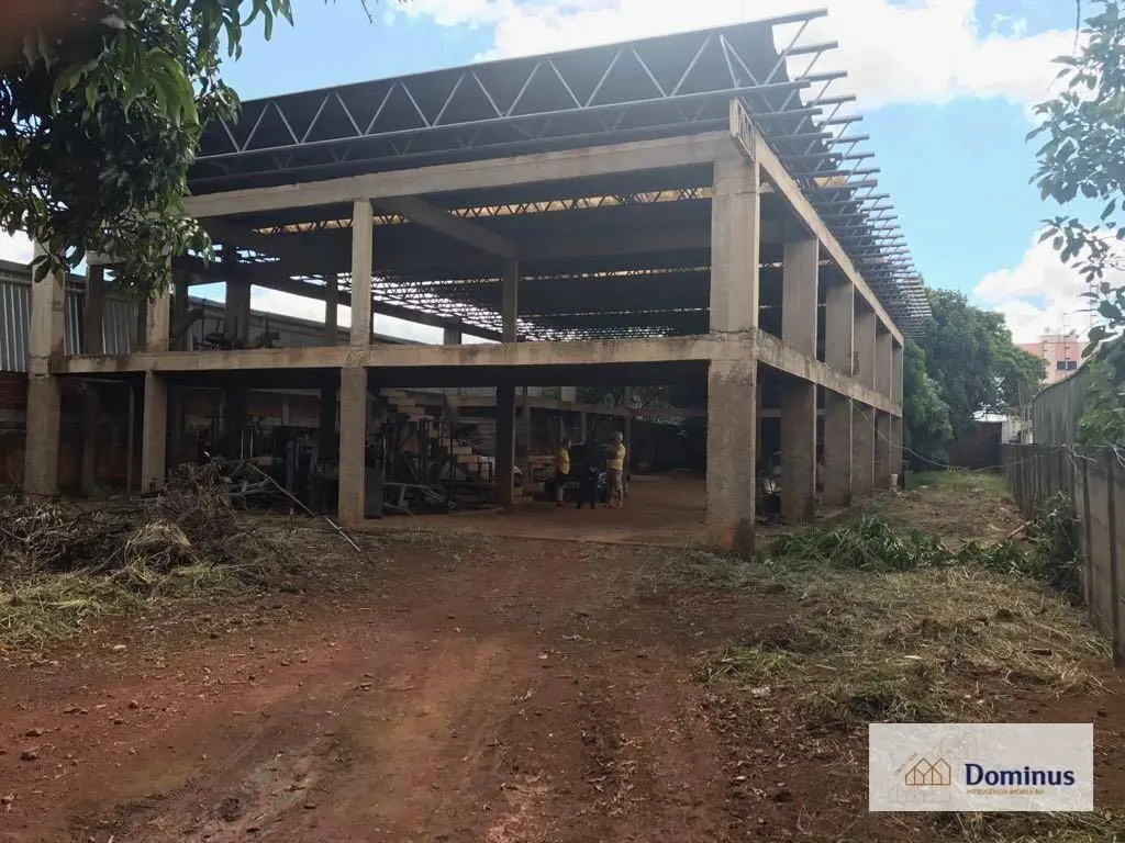 Oportunidade!Excelente terreno no melhor ponto comercial do setor de indústrias!...