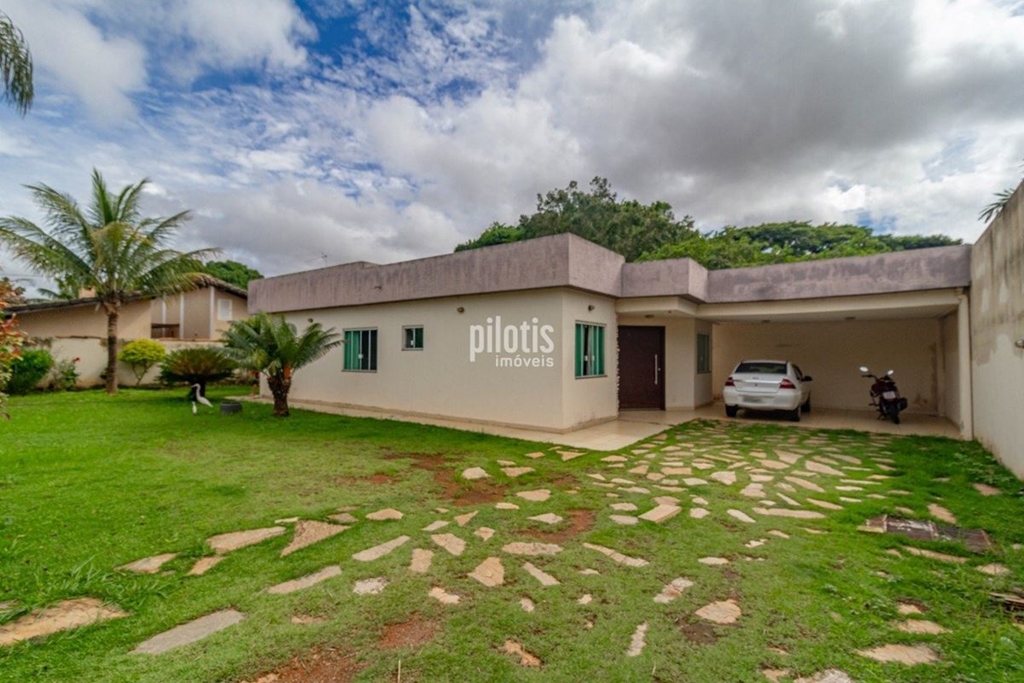 Casa para aluguel com 3 quartos em Vicente Pires, Vicent - DFimoveis.com