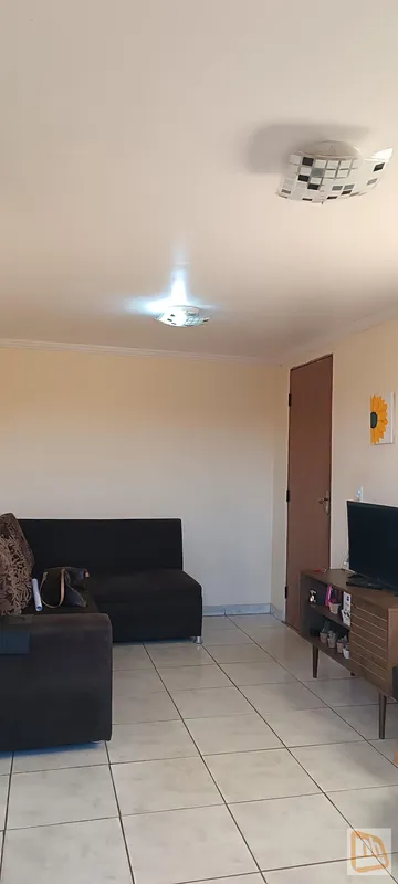 Apartamento , 02 Quartos, Sala, cozinha, banheiro, área de serviçoscozinha com b...