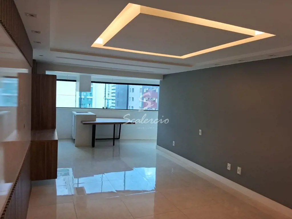 Imagine morar ao lado do Águas Claras Shopping em um apartamento totalmente refo...