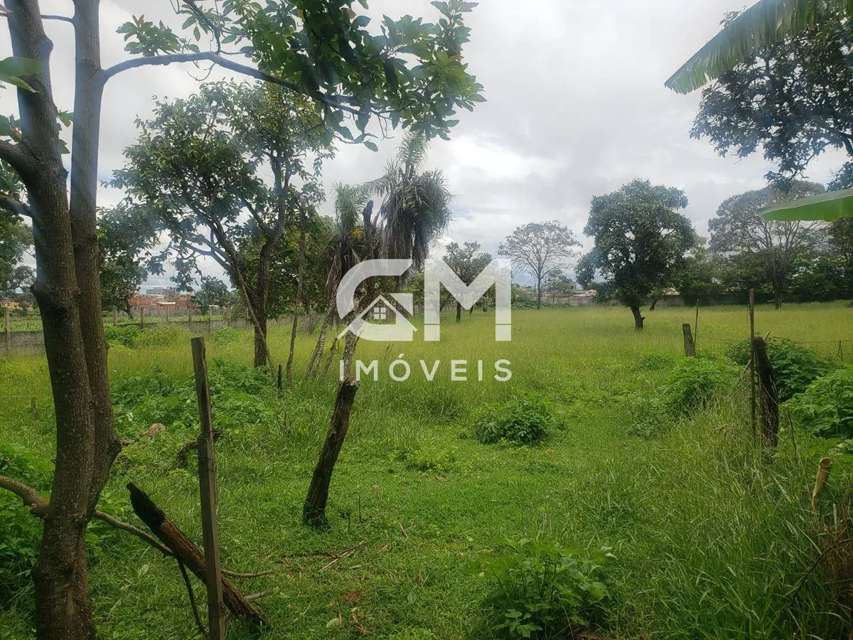 NÃO ACEITA FINANCIAMENTO Área do Terreno: 20.000m²;"Oportunidade única em área u...
