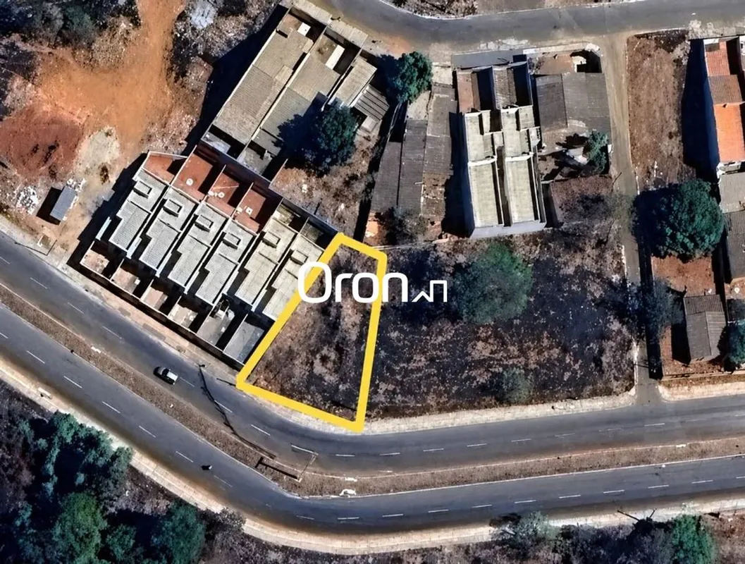 CÓDIGO DO IMÓVEL: TE1051LOCALIZAÇÃO:Em ótima localização, com fácil acesso a Ave...