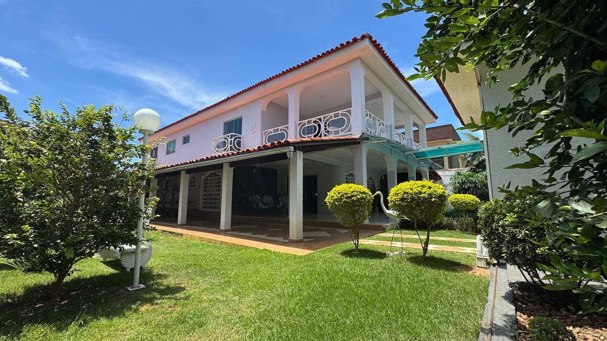 Casa à venda com 6 quartos em Samambaia Sul, Samambaia - - DFimoveis.com