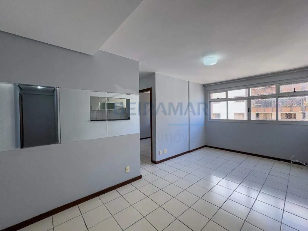 O imóvel é composto por:- 2 quartos com armários- Sala ampla com espelho- Banhei...