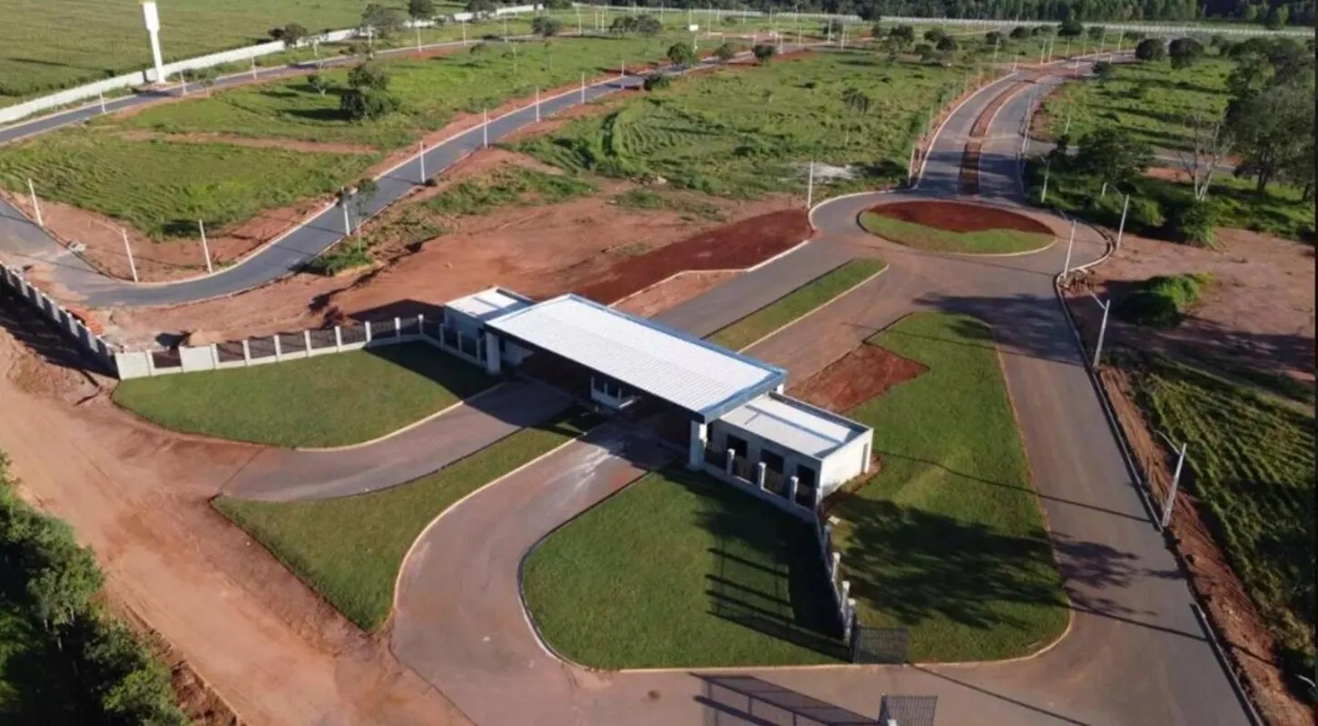 Lote/Terreno no Condomínio Villa Romana – Senador CanedoExcelente terreno em con...
