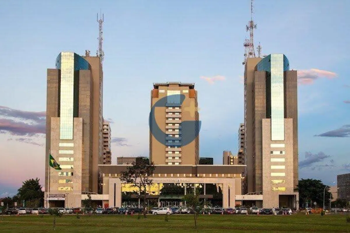 ?? Sala Comercial no Brasil 21 - Localização Estratégica e Vista Privilegiada!??...