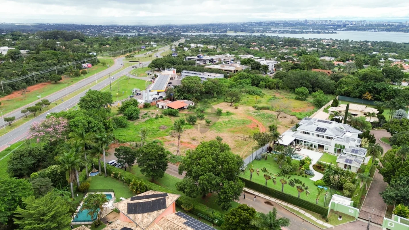 EXCLUSIVIDADE ELDORADO IMOBILIÁRIALote Inteiro com 12.000 m² | SMDB Conjunto 12D...