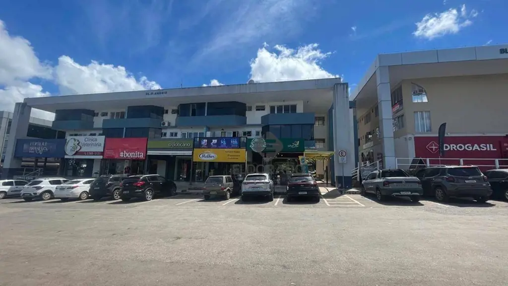 Descubra uma confortável kitnet-studio no coração do Lago Sul, em Brasília, no S...