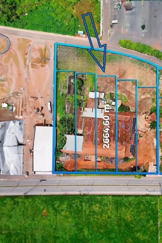 Apresentamos um excelente lote comercial Ã  venda no Portal do Lago, situado no ...