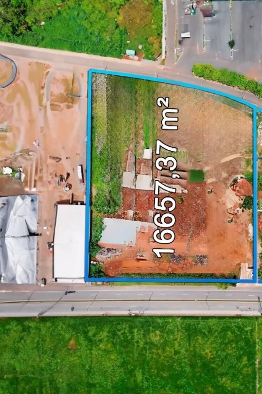 Apresentamos uma excelente oportunidade de investimento em Ã¡rea comercial Ã  ve...