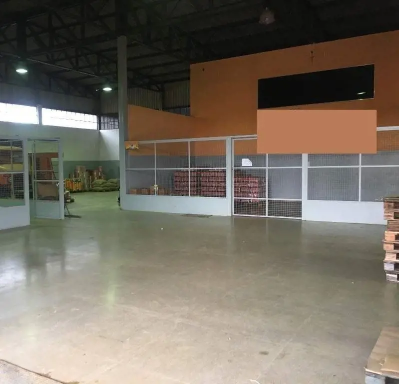 Galpão Estratégico de 1.600m² – Frente para a BR-060.Terreno com 3.200m².Se você...