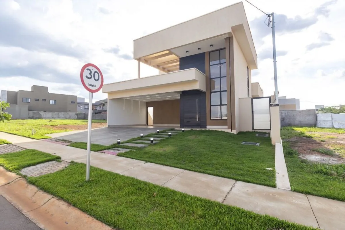 Casa de 155 mÂ² com 03 suÃ­tes no Residencial Parqville JacarandÃ¡ - Aparecida d...