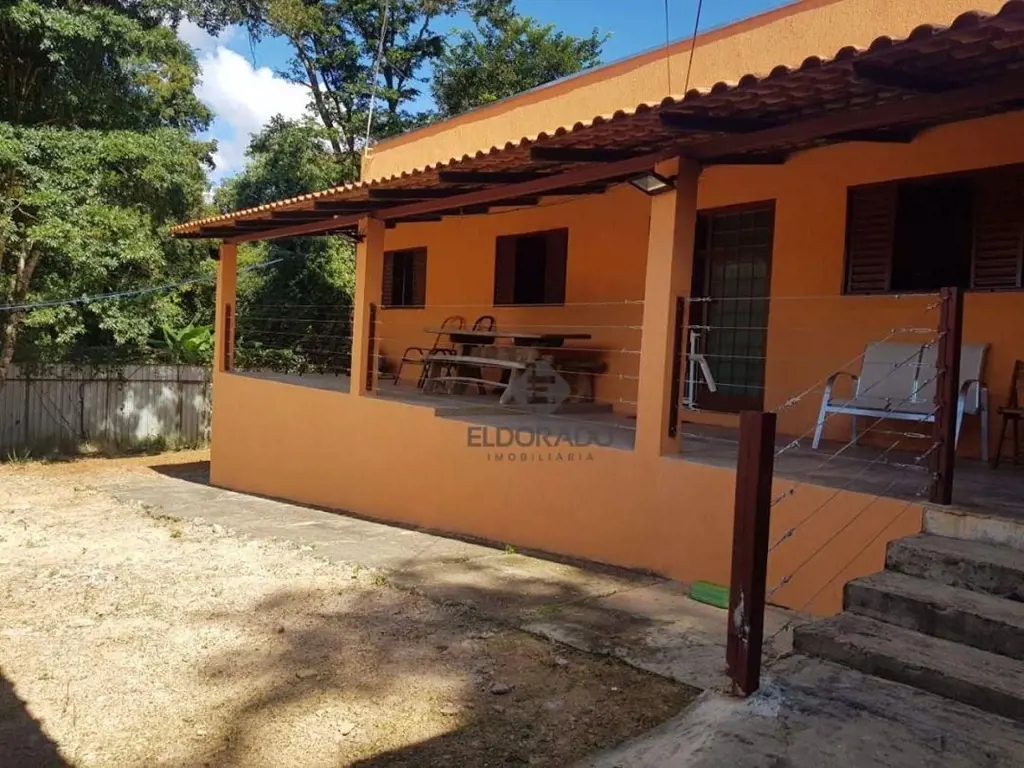 ELDORADO IMOBILIÁRIA VENDEExcelente Casa no Condomínio Quinta InterlagosValor: R...