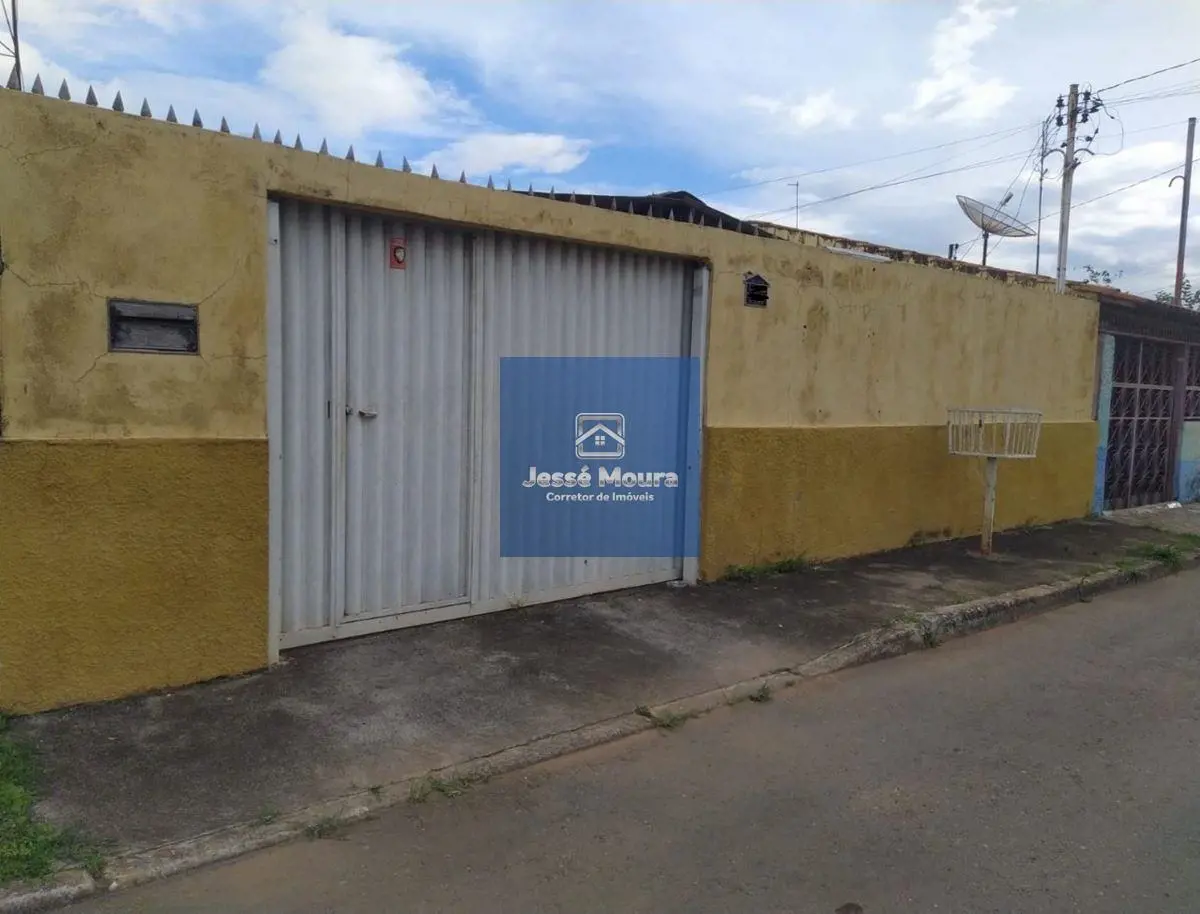 Jessé Moura g Corretor de Imóveis - Vende:Casa Padrão - Quadra 32 Setor Leste - ...