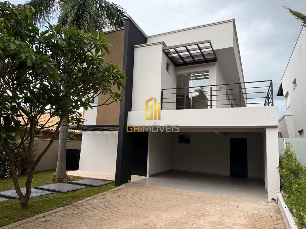 Belíssimo sobrado com 4 quartos sendo 4 suítes em condomínio de Alto Padrão em G...