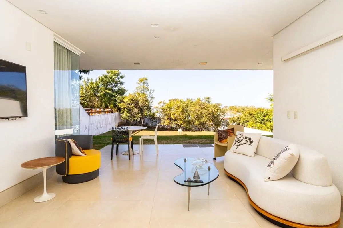 Casa à venda com 4 Quartos no Condomínio Santa Monica - Jardim Botânico ACEITA P...