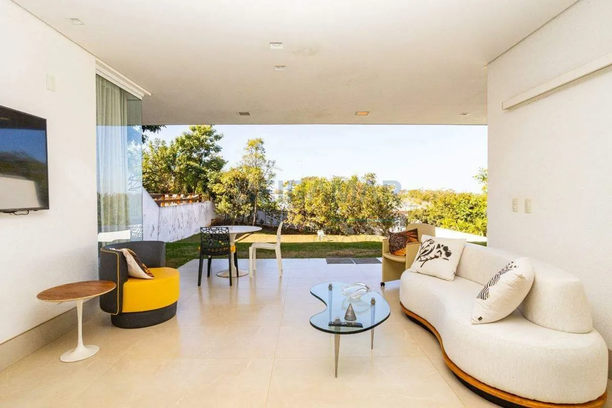 Casa à venda com 4 Quartos no Condomínio Santa Monica - Jardim Botânico ACEITA P...
