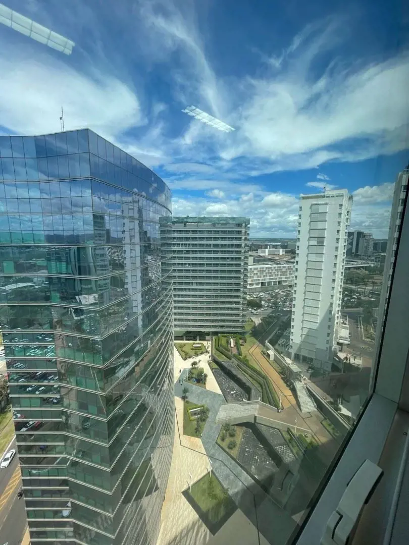 Invest Flat Aluga Sala no 16º andar com área privativa de 28m², idealizado para ...