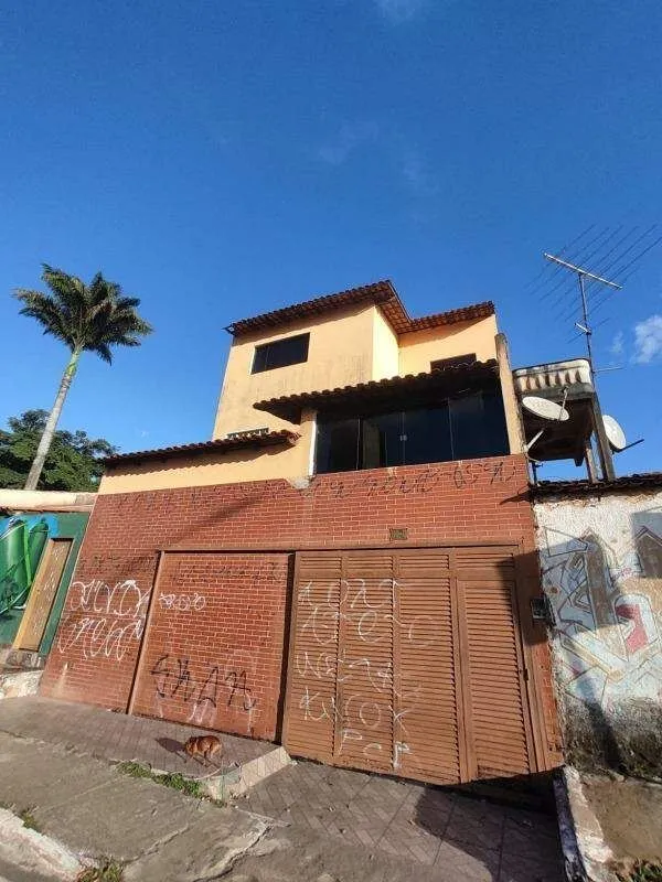 Casa Bem Localizada na AR 9 de Sobradinho 2Ótima oportunidade! Casa ampla e bem ...
