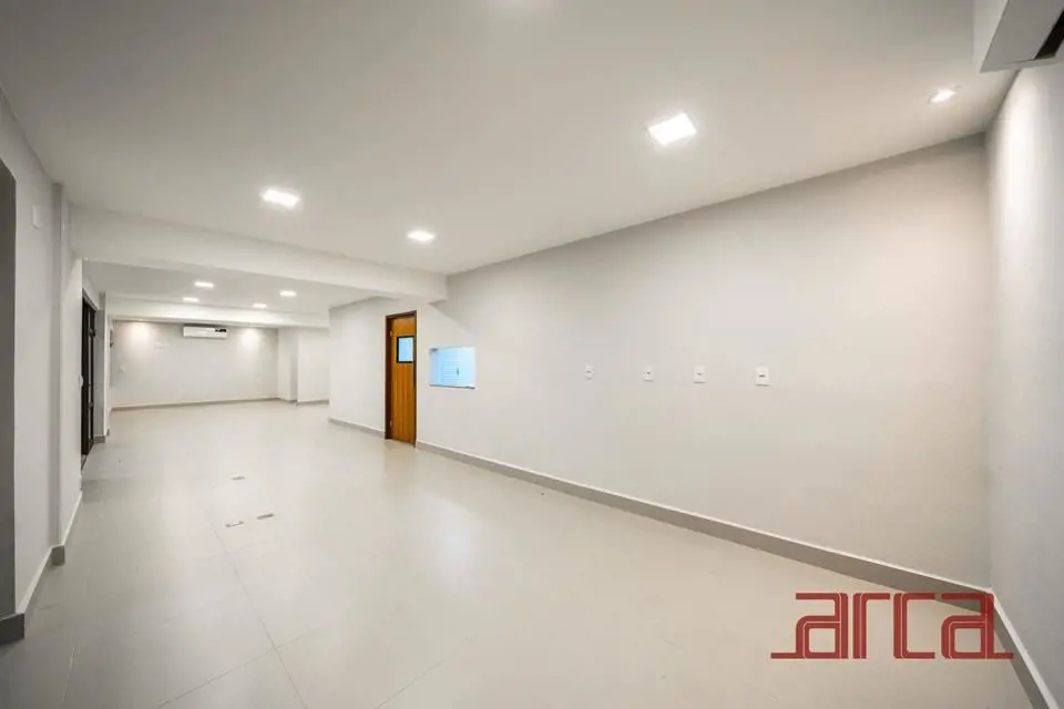 VILLA151228 - Última atualização: 03/06/26 23:31Excelente loja no edifício de cl...