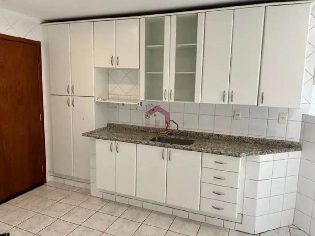 Fernandes & Coelho Imóveis vende lindo apartamento no Residencial Pau Brasil, em...