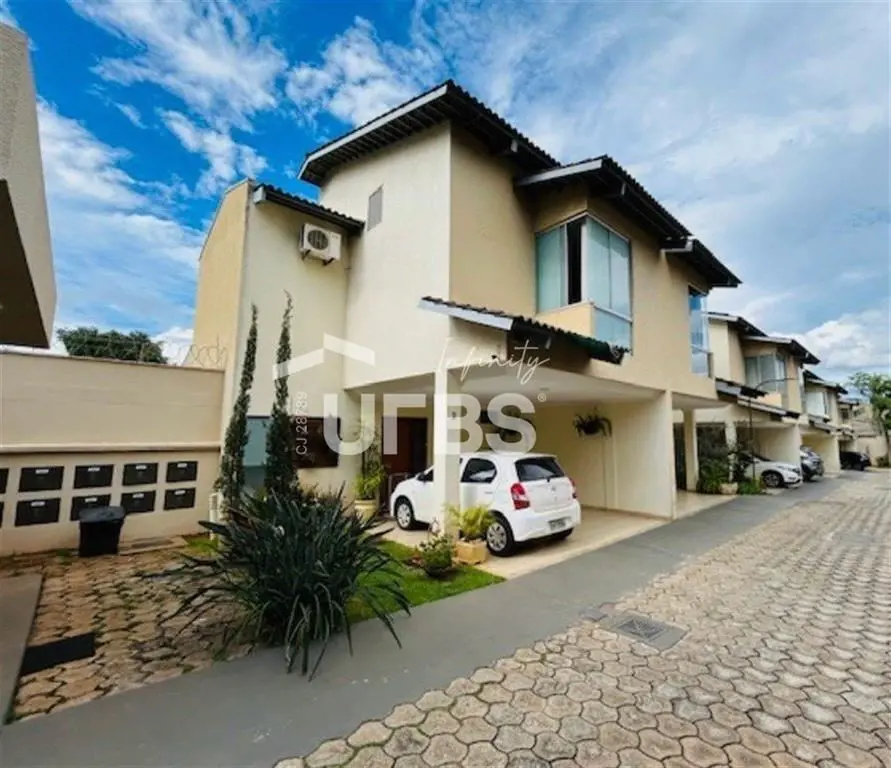 COD U-0022082 - Casa à Venda no Condomínio Villa Real – 3 Suítes, Área Externa A...