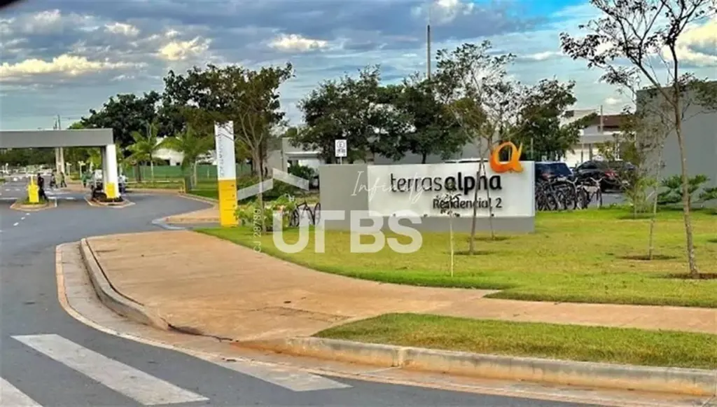 COD U-0020902 - Lote à Venda no Terras Alpha 2 – 300 m² em Condomínio Fechado co...
