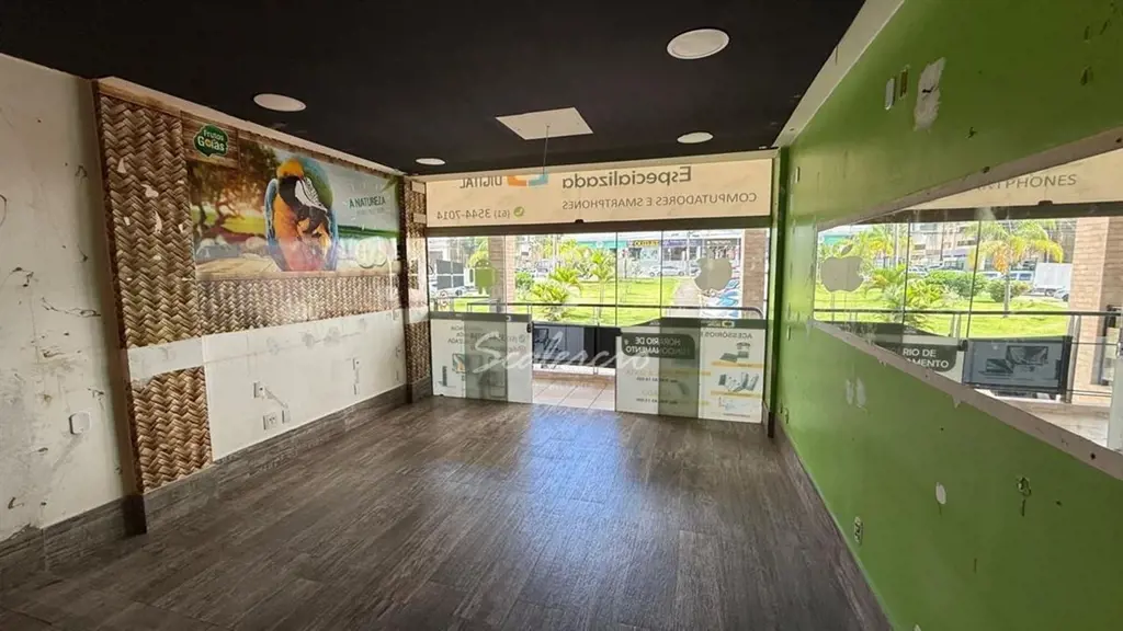 Alguns pontos comerciais não precisam ser apresentados. Eles se impõem.Na Avenid...