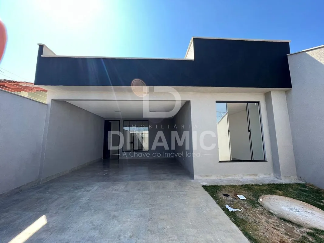 (ID 08)Casa à Venda no Jardim Helvécia - Conforto e Modernidade em Cada Detalhe!...