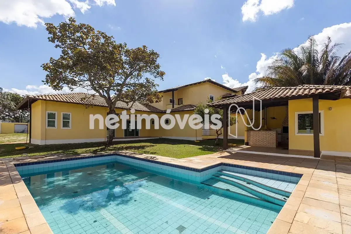 Localização: Excelente próximo ao Brasília Country Club ao Aeroporto Internacion...