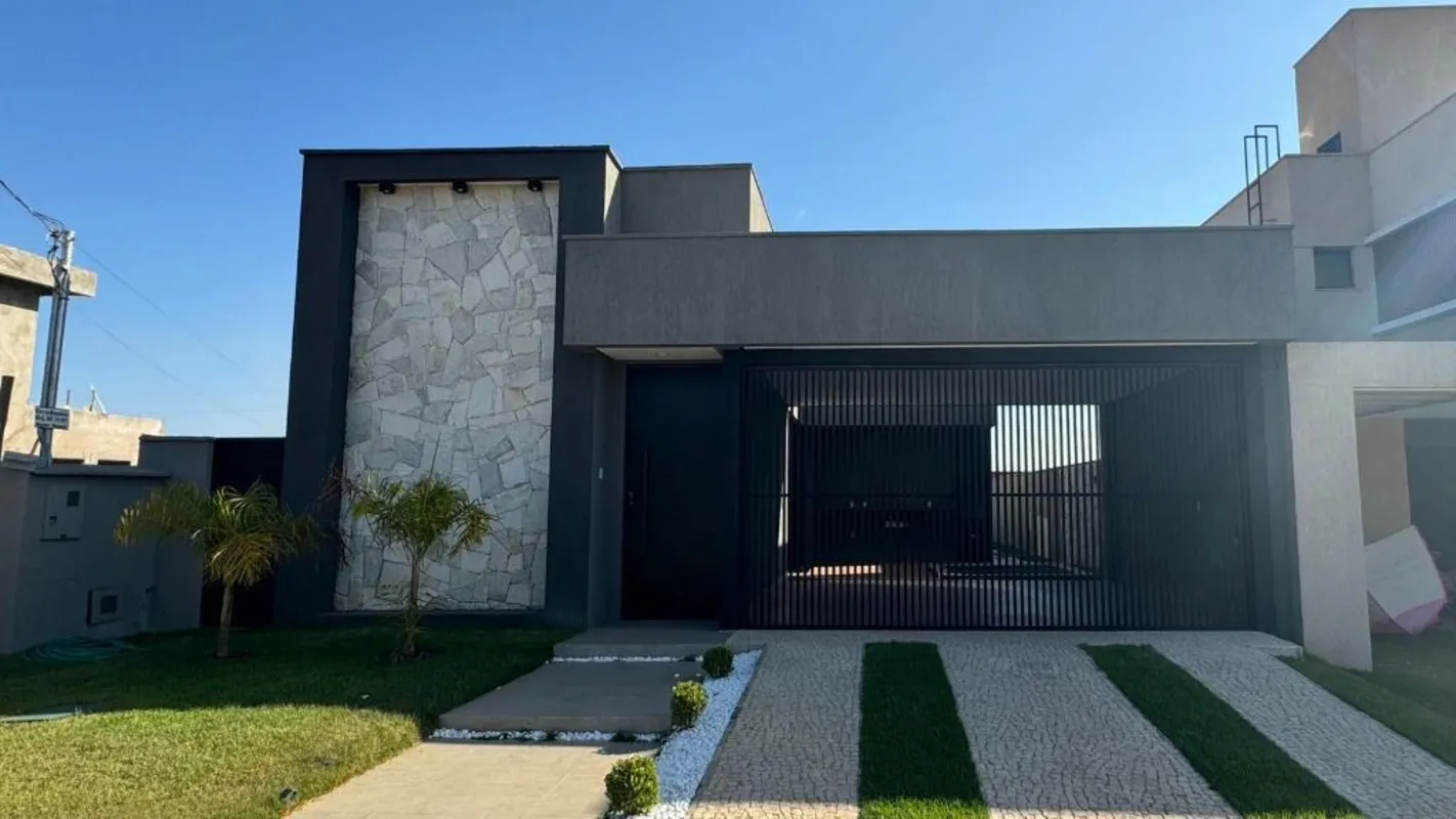 Excelente casa disponÃ­vel no bairro Jardins Bolonha, em Senador Canedo. Uma opo...