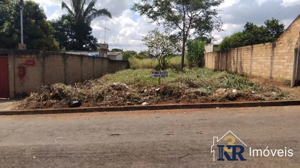 lote de 360 metros no jardim tropicalPara constutor um excelente lote, plano.Pro...