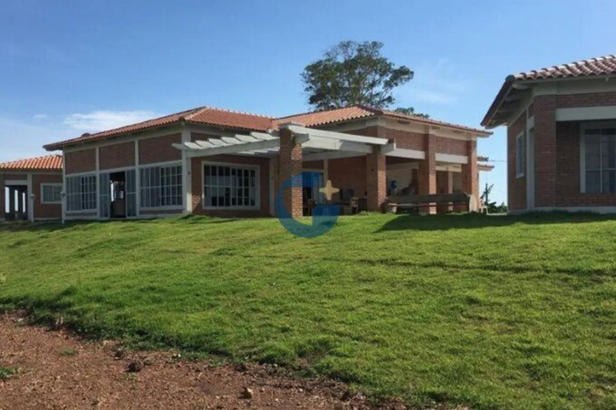 FAZENDA À VENDA - MUNICÍPIO DE COCALINHO (MT)Aceita até 50% em permuta por imóve...