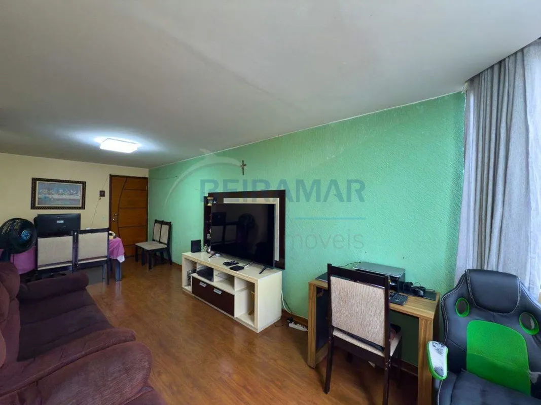 Apartamento 3 Quartos, Nascente, 1 Vaga de Garagem Coberta à Venda na QE 38 - Re...