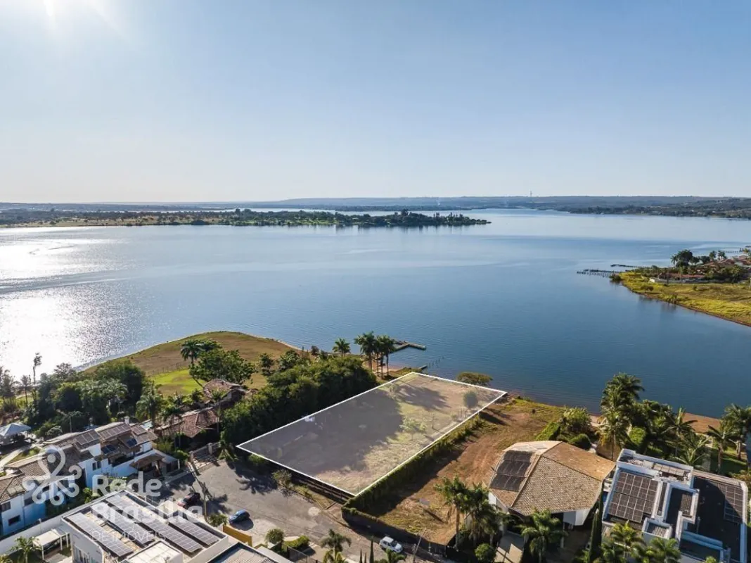TERRENO CONTRA PONTA DE PICOLÉ À VENDA NA QL 28, LAGO SUL.Uma localização inigua...
