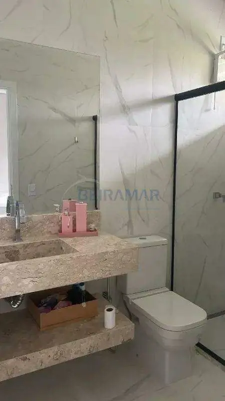 Casa Alto Padrão com 4 Suítes no Condomínio Mansões Entre LagosAmpla, funcional ...