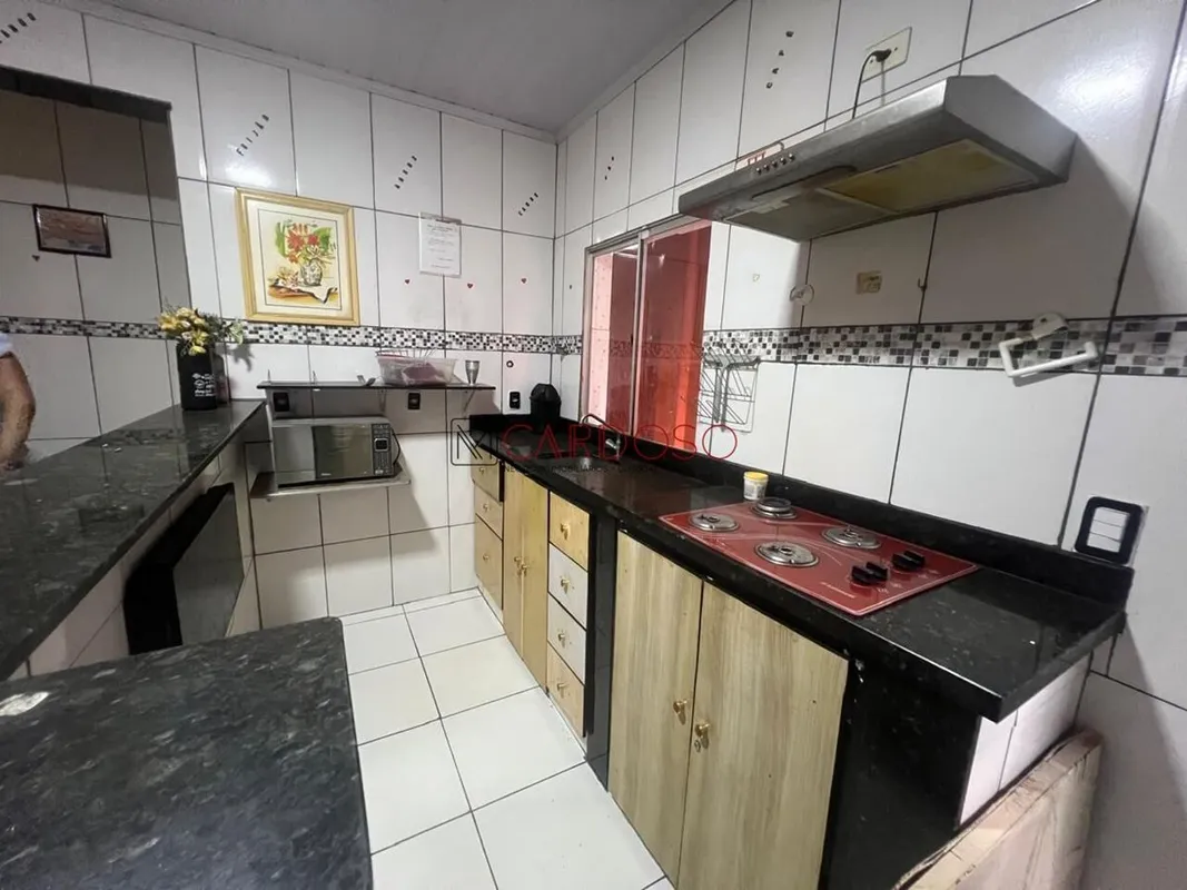 CASA À VENDA – QR 603, Samambaia Norte/DFValor: R$ 299.900,00Excelente oportunid...