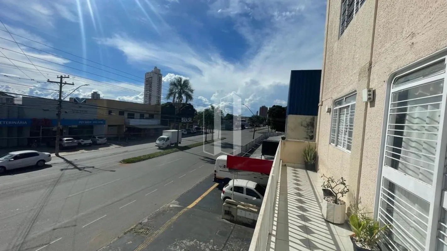 Ótimo apartamento com três quartos, sendo um suíte, Banheiro social, escritório,...