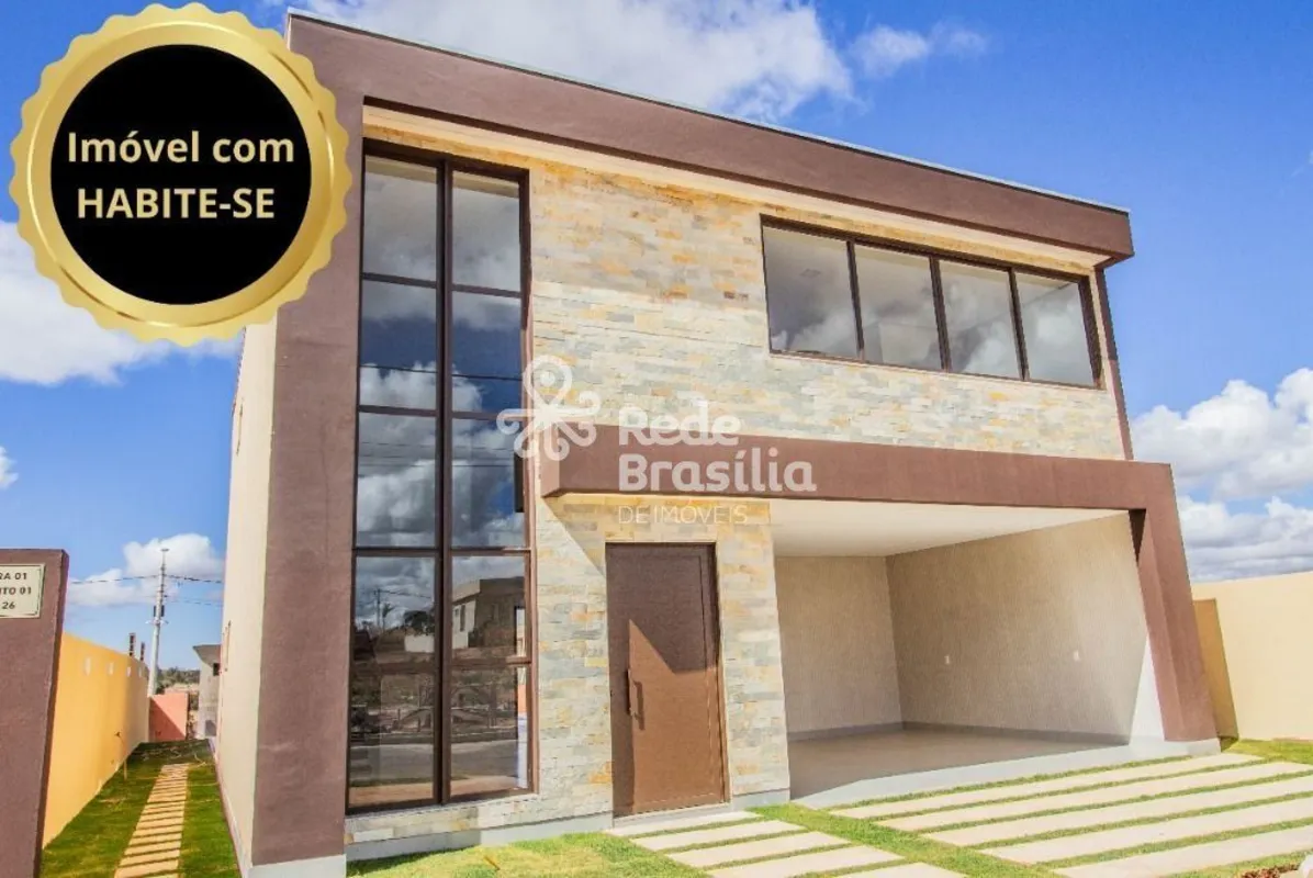 Apresentamos uma deslumbrante residência no Condomínio Le Premier Résidence que ...