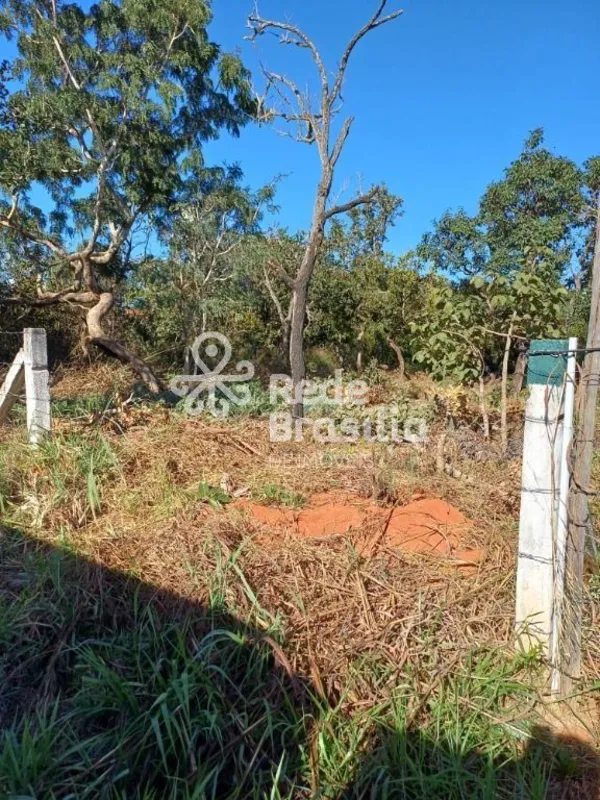 Viva cercado pela natureza!More no Residencial Chapéu de Pedra e seja vizinho do...