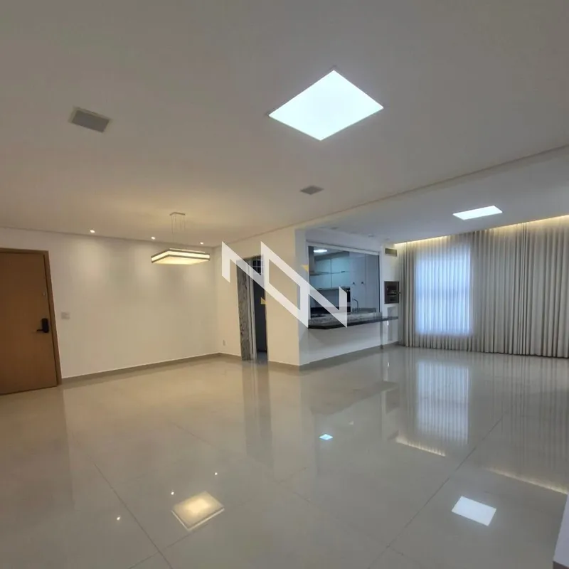 Apartamento mobiliado com 121 m², composto por 3 suítes, lavabo, sala ampla inte...