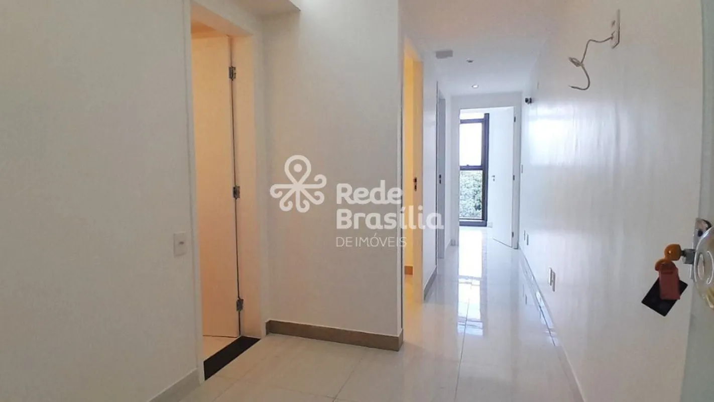 SHLS 716 - Sala Comercial com Vista Livre - Asa Sul - DFApresentamos uma excelen...