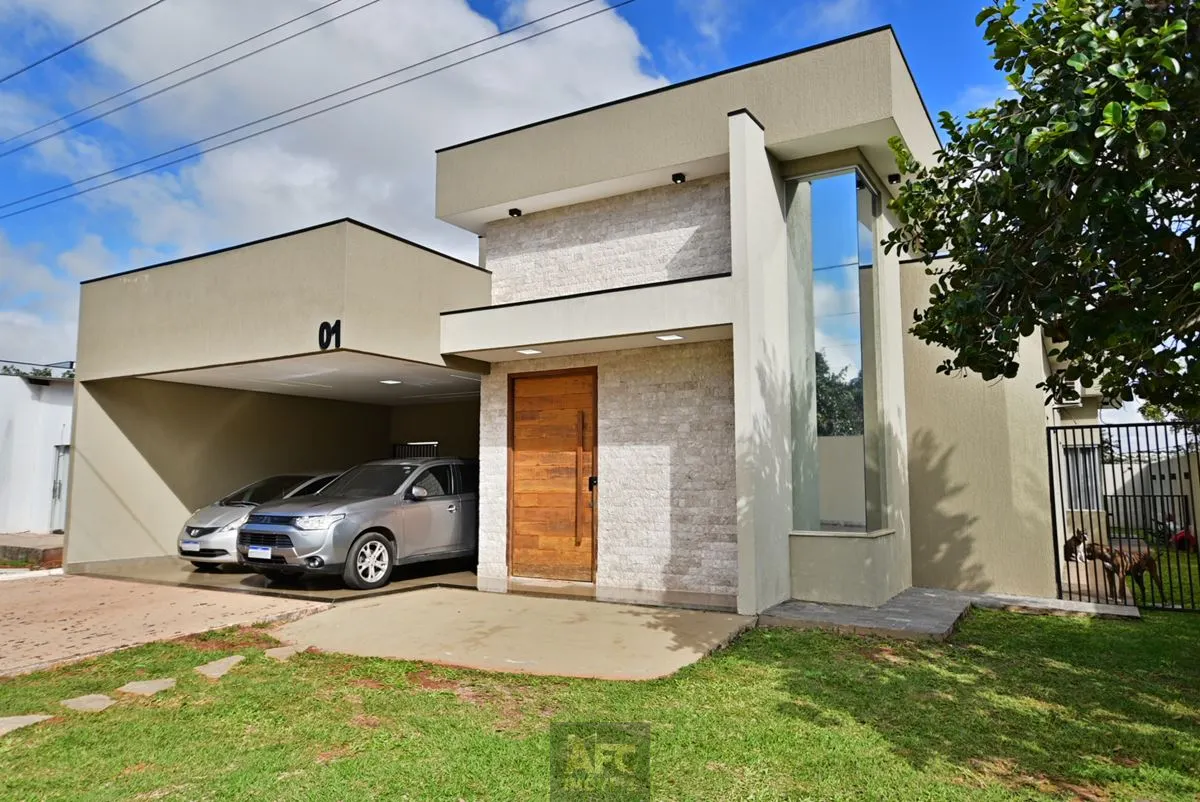 Venha se encantar com esta incrível casa no Condomínio Ville Du Chopin, localiza...